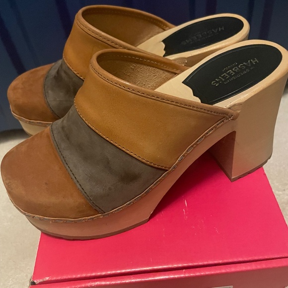 Swedish Hasbeens wooden clogs - Picture 1 of 7